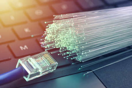 À la reprise de sa cotation, le titre de Solutions 30, spécialiste de la fibre optique et des compteurs intelligents, a perdu plus des trois quarts de sa valeur. (Photo: Shutterstock)
