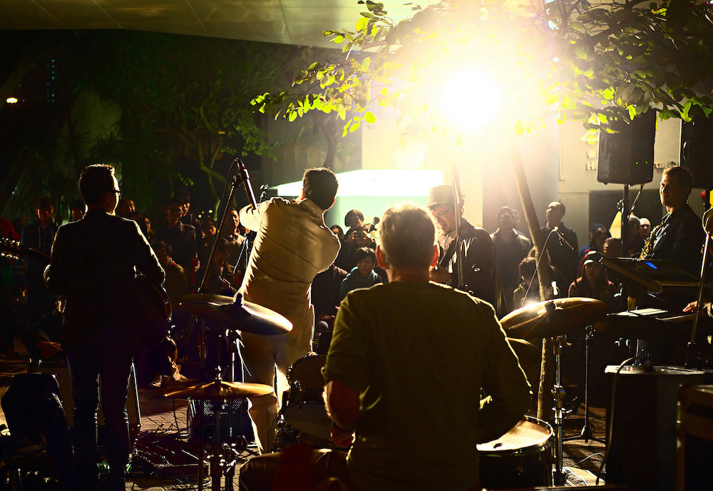 Les Aralunaires à Arlon, c’est 40 artistes, 20 lieux de concert, 10 événements, le tout en 5 soirées.  (Photo: Shutterstock)