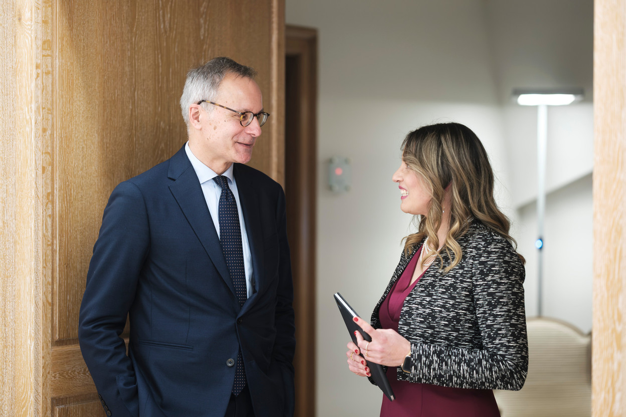 Alexandre Draznieks, CEO of Cardif Lux Vie and chair of the ACA's International Life Committee, alongside Julie Dubuisson, CEO of Convex Europe and chair of the ACA's International Non-Life Committee. (Photo: Jan Hanrion/Paperjam)
