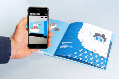 «D’Sandmeedchen» est à la fois un livre traditionnel et en réalité augmentée. (Photo: Rotondes)