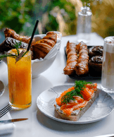 Sunday brunch on the top! Rendezvous on the rooftop of SixSeven (Photo: SixSeven)