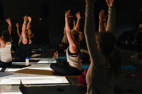 The Sunset Rooftop Yoga + Live Music event took place on 3 June 2026 at the Draï Eechelen Museum. (Photo: Virginie Willemet/Vyou)