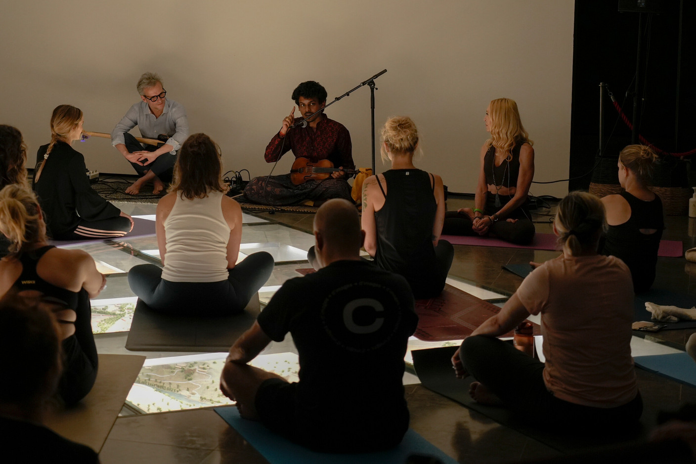 Laurent Peckels, Sumanth Manjunath and Isabelle Thill (Exhale Yoga). (Photo: Virginie Willemet/Vyou)