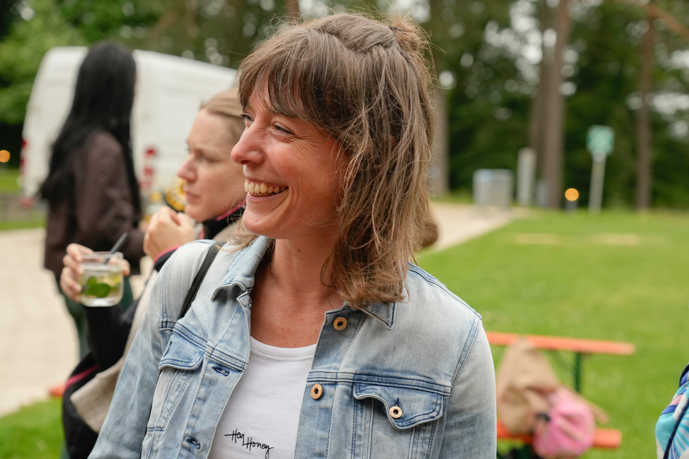 The Sunset Rooftop Yoga + Live Music event took place on 3 June 2026 at the Draï Eechelen Museum. (Photo: Virginie Willemet/Vyou)