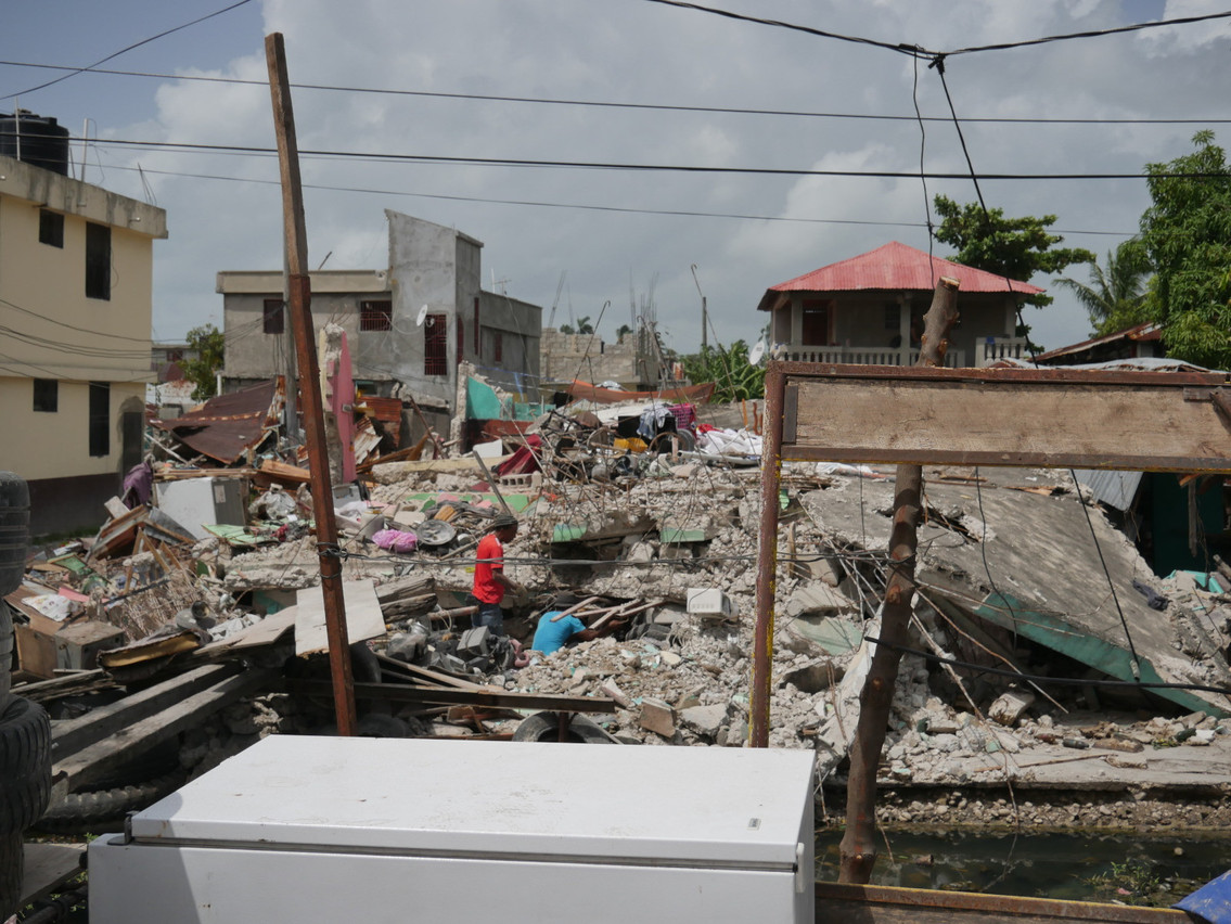 Destruction scene in the city of Les Cayes, located south west of Haiti and among the regions the most affected by the earthquake on 14  August . Rawley Crews / HI
