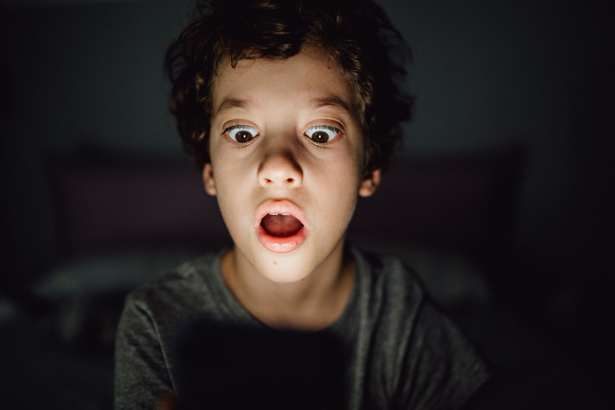 In Luxembourg, 30% of children aged 7 to 12 have their own internet device and are vulnerable to exposure to inappropriate content. And almost 70% of parents do not monitor or discuss their activity. Photo: Shutterstock