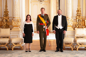 Anet Pino Rivero, Cuba’s ambassador to Luxembourg (on left), formally presented her credentials to Grand Duke Henri, 21 September 2022. Pino Rivero was accompanied by her spouse (on right). Photo: Maison du Grand-Duc