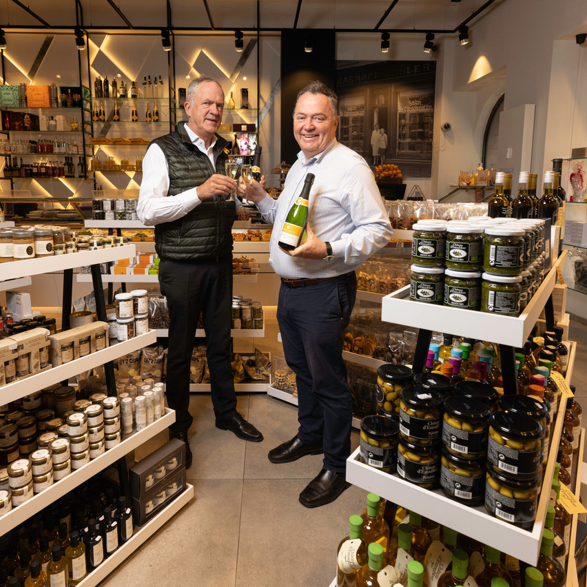 Guill et Christian Kaempff de l’épicerie Kaempff-Kohler. (Photo: Guy Wolff/Maison Moderne)