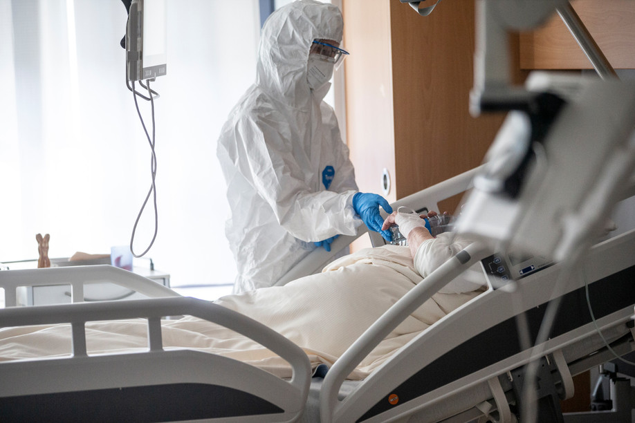 Patients who recover from a hospital stay can experience post-traumatic stress, only one of the mental health conditions associated with the pandemic Photo: Guy Wolff/Maison Moderne