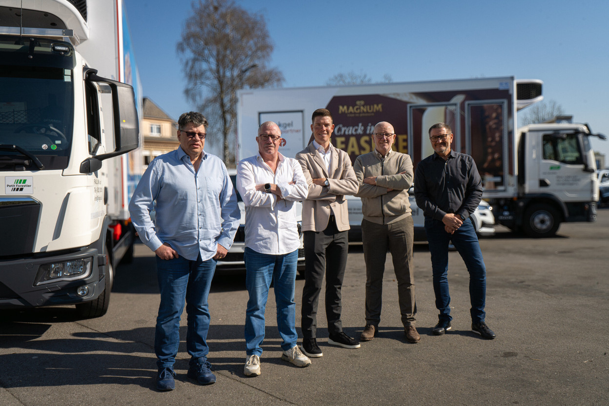 From left to right: Georges Link, Serge Jungels, Bob Jungels, Henri Jungels and Ralph Hillen — a team ready to ride into tomorrow’s challenges, driven by a shared momentum. Linkgel