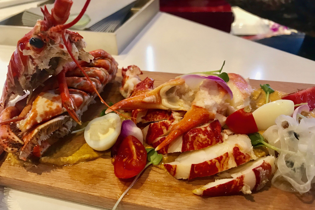 Du homard à l’apéritif? C’est un grand oui! (Photo: Maison Moderne)