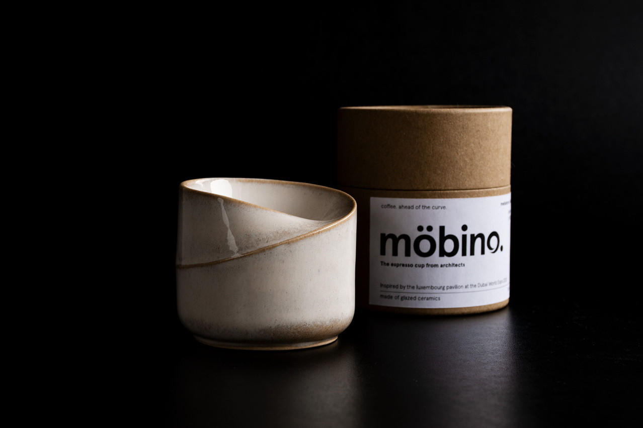 Möbino est une tasse à expresso dessinée par Metaform et réalisée par les Ateliers Kräizbierg. (Photo: Metaform Architects/Ateliers Kräizbierg)