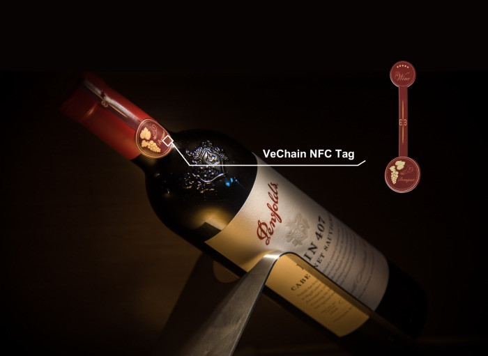 Le «Bin 407» est équipé, depuis juillet, d’une étiquette NFC, qui permet de tout savoir de la bouteille... et d’éviter les nombreuses contrefaçons des vins recherchés. Une technologie de VeChain, présente au Luxembourg depuis un an et demi. (Photo: Penfolds)