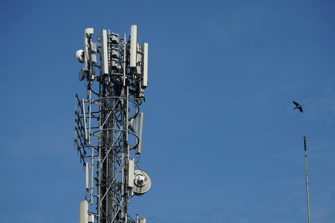 Proximus Luxembourg will lease its mobile phone masts instead of owning, and having to maintain, them. It’s strategic financial choice for the group. Illustrative image: Shutterstock