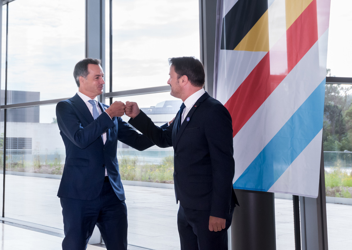 Les Premiers ministres Alexander De Croo et Xavier Bettel ont annoncé un accord entre les deux pays lors d’une conférence de presse ce mardi 31 août. (Photo: Nader Ghavami)