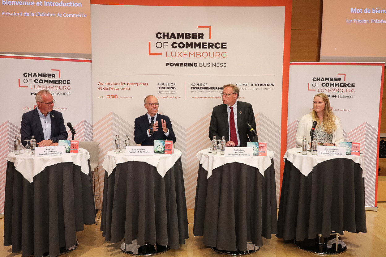 Marc Lauer, Luc Frieden, Geoffroy Bazin and Anne-Marie Loesch presented the Chamber of Commerce’s 10 sustainability principles. Photo: Chamber of Commerce