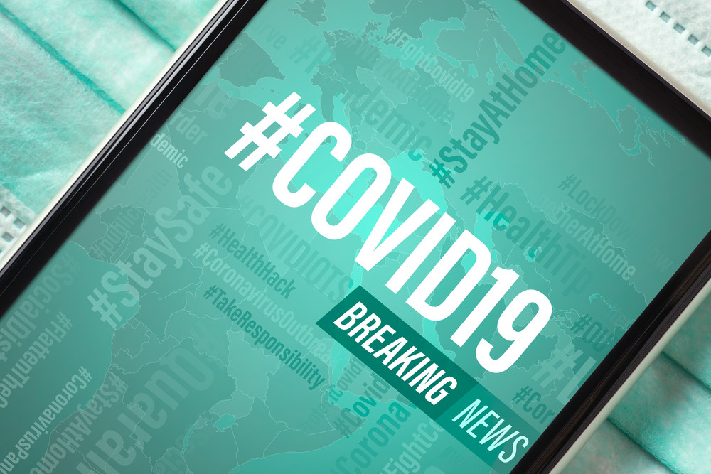 Le Covid-19 est-il à un tournant dans les mentions sur les sites d'information? (Photo: Shutterstock)
