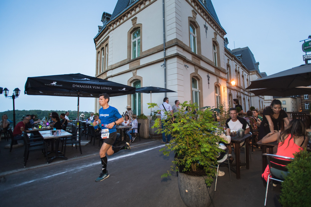 After a great run in a beautiful park, what could be better than a beautiful terrace to wind down?  Photo: Nader Ghavami