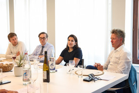 Matthieu Hodas (Hays Luxembourg), Michel Grevesse-Sovet (Paperjam+Delano Business Club), Octavie Dexant (AXA Assurances Luxembourg) et Laurent Schonckert (Cactus). (Photo: Eva Krins/Maison Moderne)