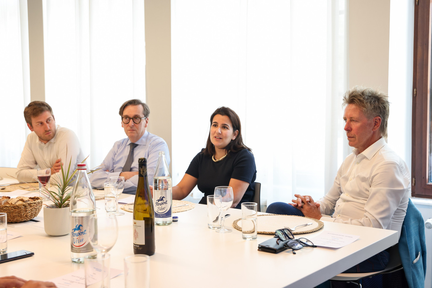 Matthieu Hodas (Hays Luxembourg), Michel Grevesse-Sovet (Paperjam+Delano Business Club), Octavie Dexant (AXA Assurances Luxembourg) et Laurent Schonckert (Cactus). (Photo: Eva Krins/Maison Moderne)