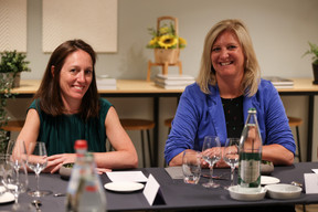 Emmanuelle Thivollard (Maison Moderne) et Sophie Haas (Foyer). (Photo: Eva Krins/Maison Moderne)