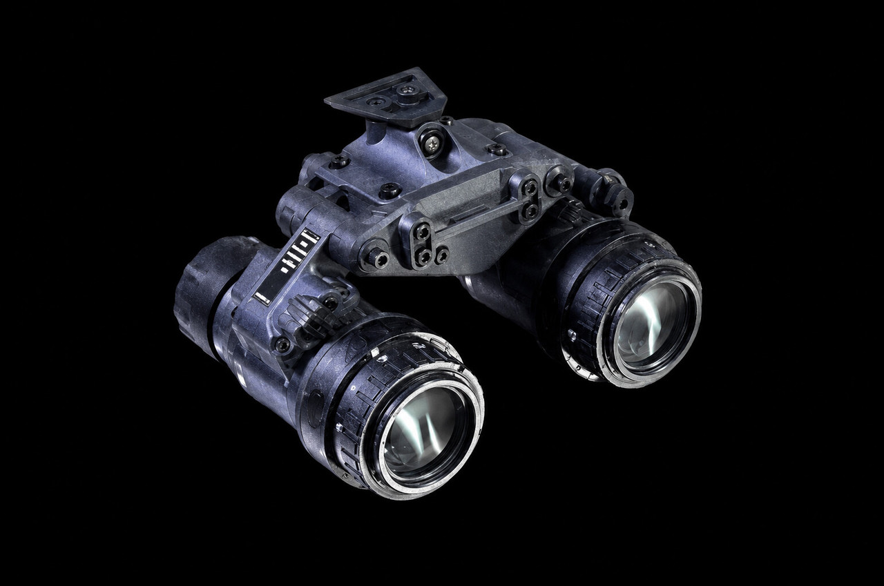 In July, KB   Europe ,  Kauffmann-Bremin’s Luxembourg-based division has unveiled the KB DT-M, a pair of twin-tube night-vision binoculars designed using a modular architecture.  (Photo: KB)