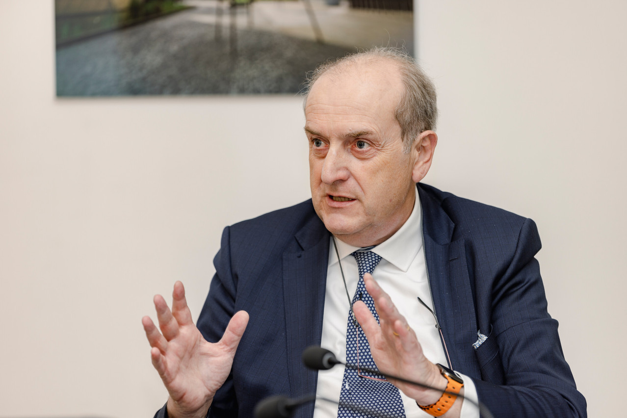 “Defence wasn’t really an issue in Luxembourg,” admits Yves Stein. The reason for this approach is simple: the European political consensus has identified banks as key players in financing the continent’s defence reorientation. “We have always said that we wanted to be part of the solution.” Photo: Romain Gamba/Paperjam