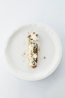 Bart Desmidt and Philip Vandamme at the helm: French gourmet cuisine with Japanese influences, boasting two Michelin stars. (Photo: Heikki Verdurme)