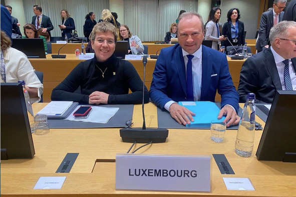 Gilles Roth and Martine Deprez report that interest expenditure rose from €221 to €420 per inhabitant between 2020 and 2025, representing an increase of nearly 90%. (Photo: EU Council)