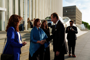 His Royal Highness Grand Duke Henri of Luxembourg – Ms Yuriko Backes, Minister of Defence – Ms Barbara Balke, EIB (Photo: Loris Romano)  