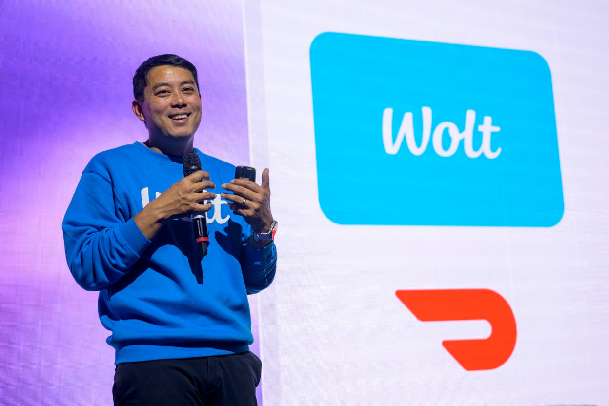 “Couriers are excellent at delivery overall and can do so many things a robot and drone cannot,” says Harrison Shih, head of Wolt & Doordash labs. “They are quite complementary.” Photo: Nader Ghavami/