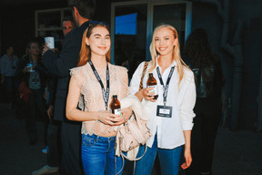 Astrid Bohlin and Linnéa Bohlin (Bröd). Photo: Julian Pierrot/Paperjam