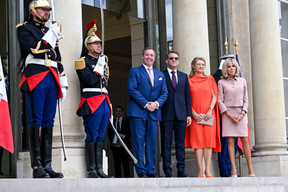 Brigitte Macron and Emmanuel Macron, president of the French Republic, welcomed Grand Duke Guillaume and Stéphanie for another courtesy visit. (Photo: Frédéric Sierakowski/SIP)