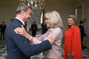 Xavier Bettel, deputy Prime minister and minister for Foreign Affairs and Foreign Trade, and Brigitte Macron with the Grand Duchess. (Photo: Frédéric Sierakowski/SIP)