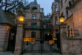 The entrance gate to the grand ducal palace. Photo: Matic Zorman/Archives