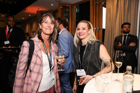 Claudie Reyland (déi Gréng) and Jil Alexandra Michels (Perfect Beauty), at the debate amongst leading political candidates at PwC Luxembourg on 19 September 2023. Photo: Eva Krins / Maison Moderne