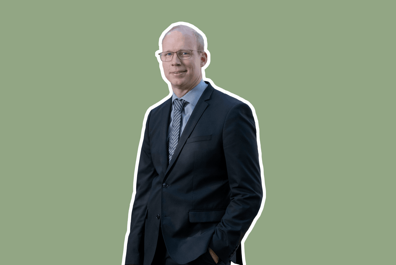 Professor Ulf von Lilienfeld-Toal is head of the Private Assets programme at the University of Luxembourg. Photo: Professor Ulf von Lilienfeld-Toal. Montage: Paperjam