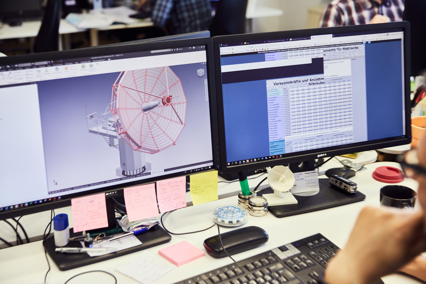 Hitec’s teams design, integrate and maintain ground-based infrastructure that enables the control of and communication with satellites. (Photo: Hitec)
