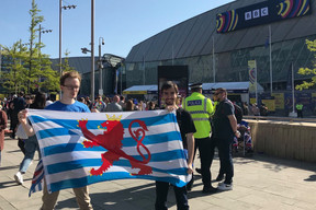 Luxembourg fans at the Eurovision grande finale in Liverpool, 13 May 2023. Photo: Neel Chrillesen