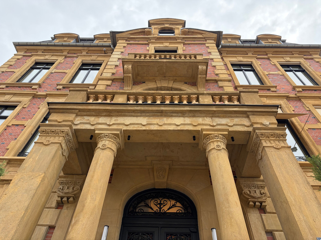 Luxembourg city centre has regained some of its former splendour thanks to the renovation of the three buildings in the Royal Roosevelt House project, which adjoin the Casino to form a highly cohesive ensemble. (Photo: Alix Bellac)