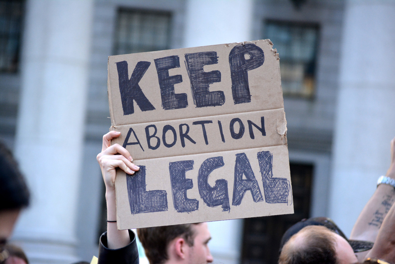 One of the main demands of the demonstration is to include in Luxembourg’s constitution the right of women to have an abortion. Photo: Shutterstock.