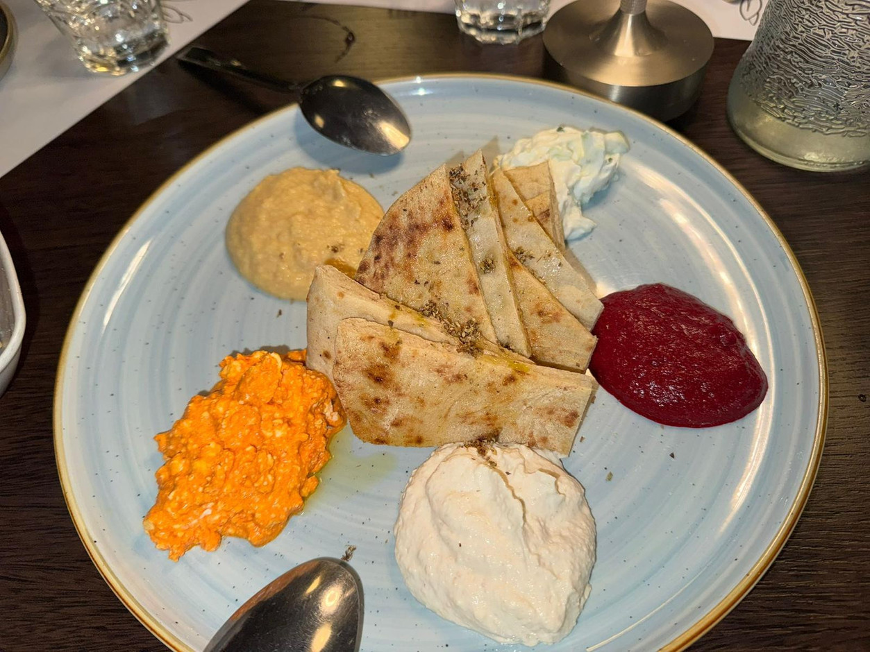 At Nostos, Greek gastronomy is worthily represented in Luxembourg.  (Photo: Rebeca Suay)