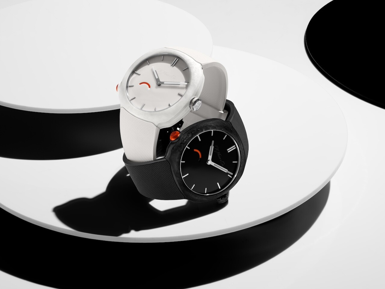 The Streamliner Pump in its two versions. (Photo: H. Moser & Cie.)