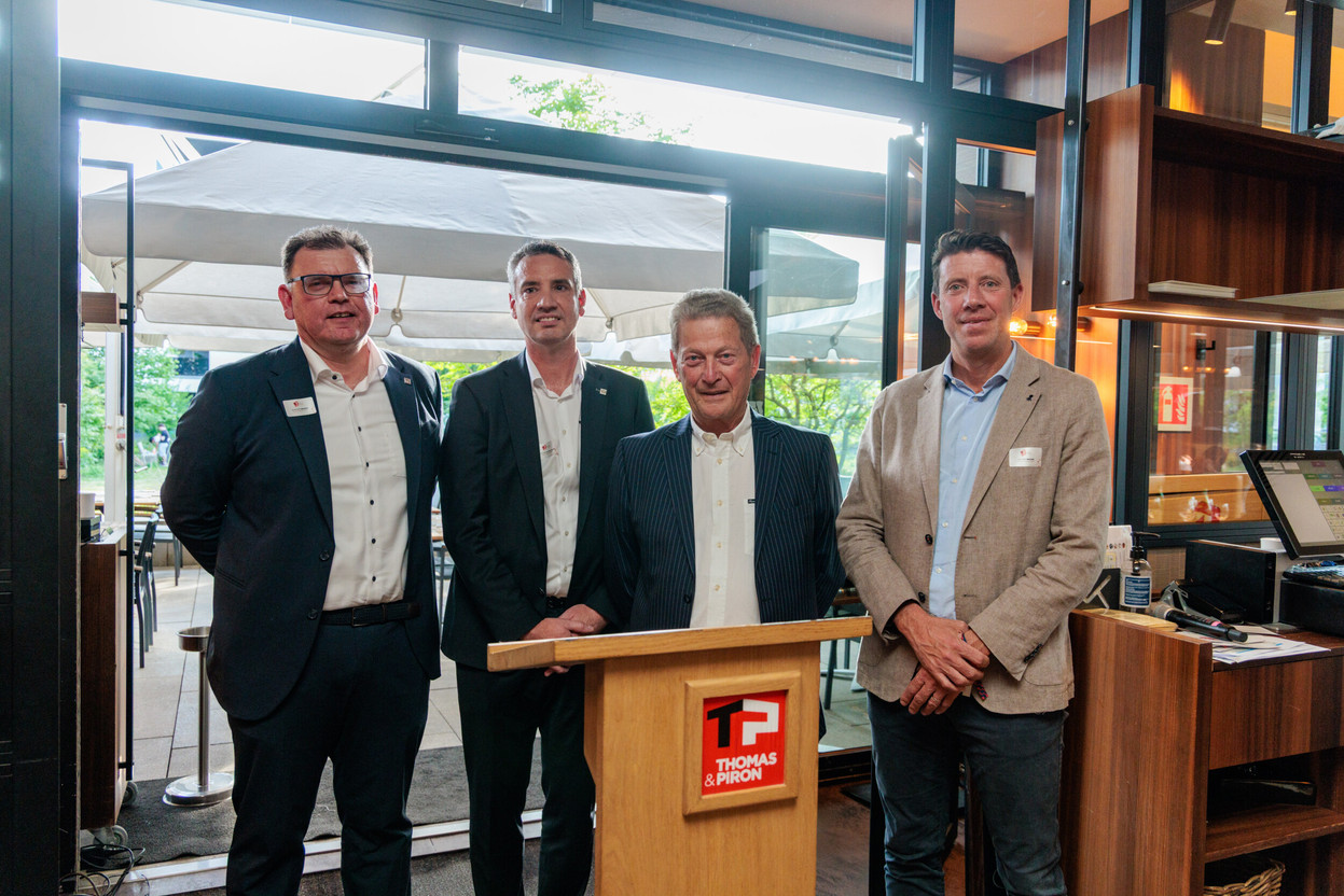 From left to right: Günther Beining, managing director; François-Xavier Gilen, sales director for Luxembourg; Louis-Marie Piron, founder of the group, and Olivier Beguin, CEO. Photo: Kolorsprod