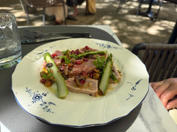 Tuna tataki at Brasserie Mansfeld – served here as a starter. Photo: Emilie Gline/Paperjam