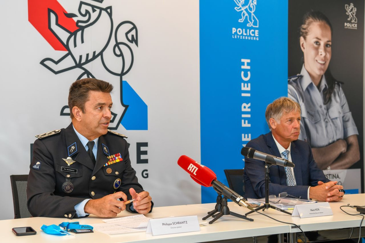 Le directeur général de la police, Philippe Schrantz, et le ministre de la Sécurité intérieure, Henri Kox, ont présenté un des plus ambitieux plans de recrutement dans la police. (Photo: Police grand-ducale)