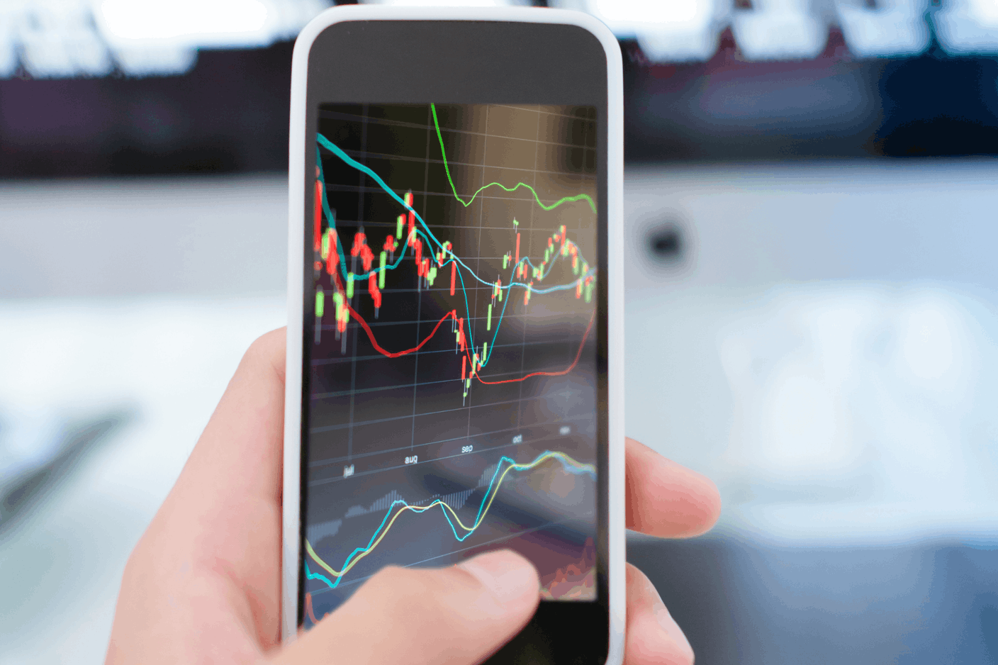 Put your idle cash to work! (Photo: iStock)