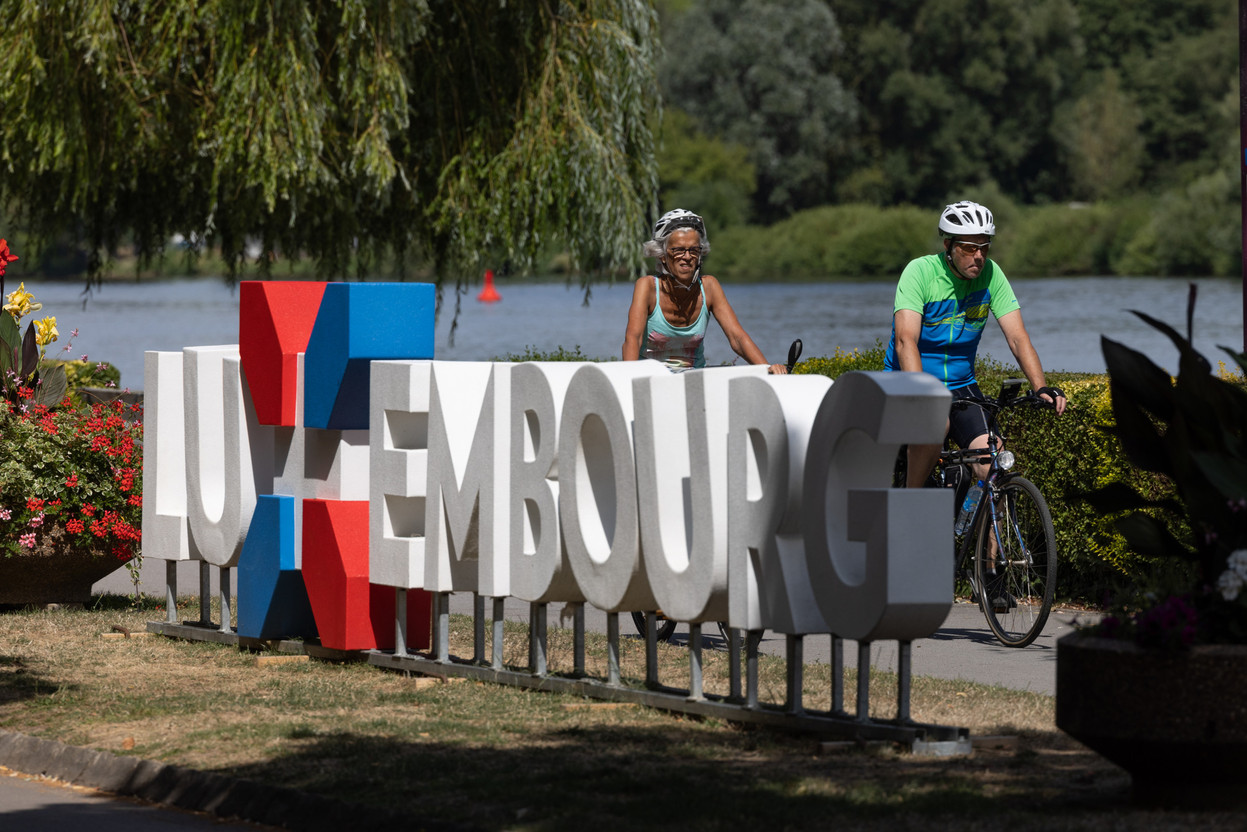 The banks of the Moselle attract quite a few cyclists. “Active tourism” is one of the development segments highlighted by Luxembourg this year. Photo: Guy Wolff/Maison Moderne