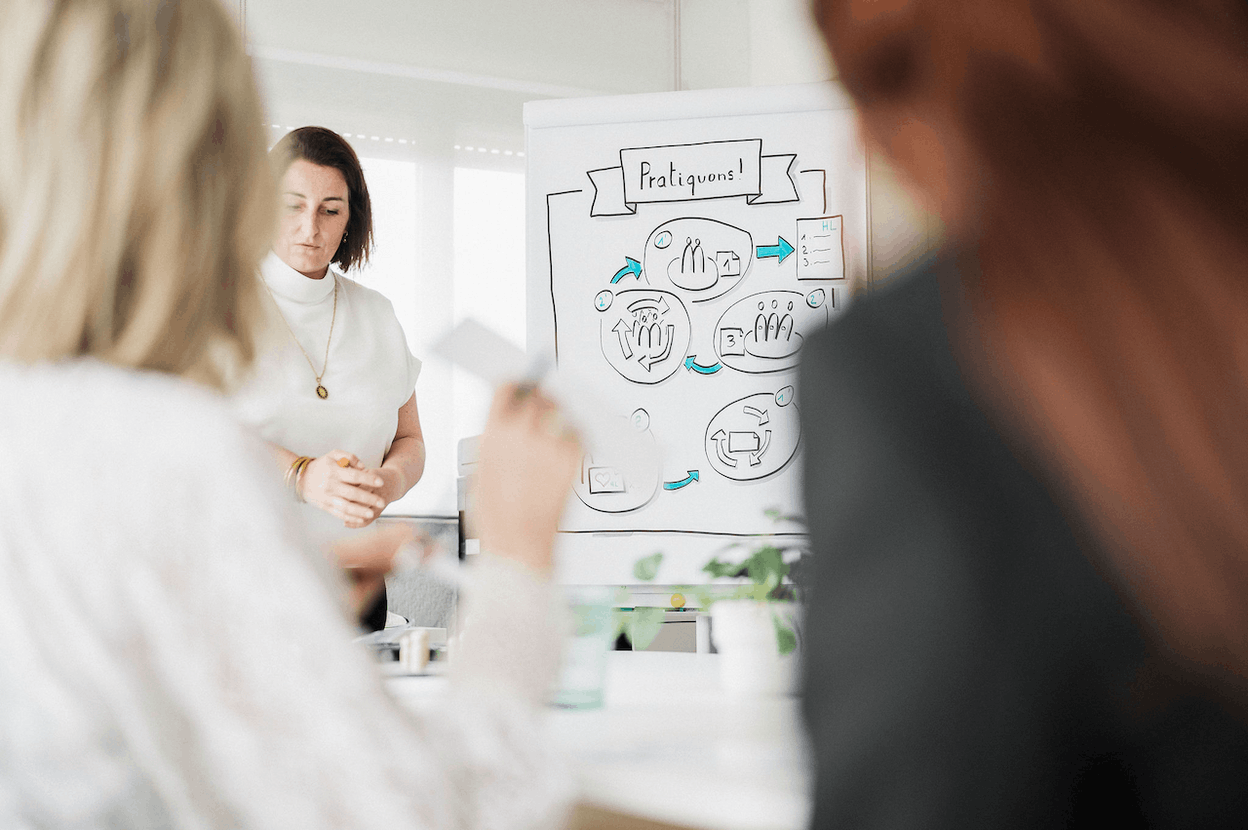 Linking training to the real needs of the business, varying teaching methods and offering personalised support: these are key in maximising commitment and success of learners. (Photo: Dominika Montonen-Koivisto)