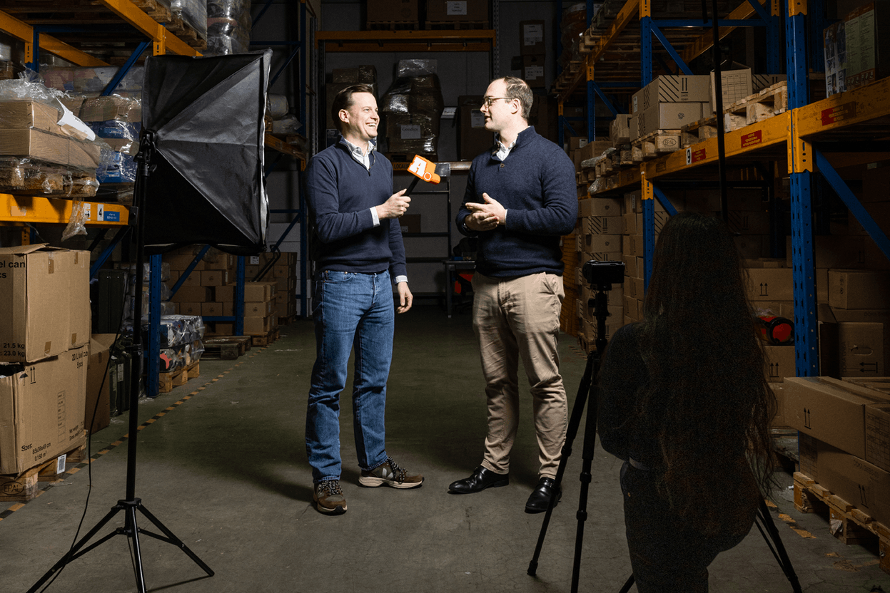 Nicolas Speeckaert from All Eyes On Me interviewed several employees of the company, including Laurent de Volder, the General Manager. Photo: Maison Moderne – Eva Krins